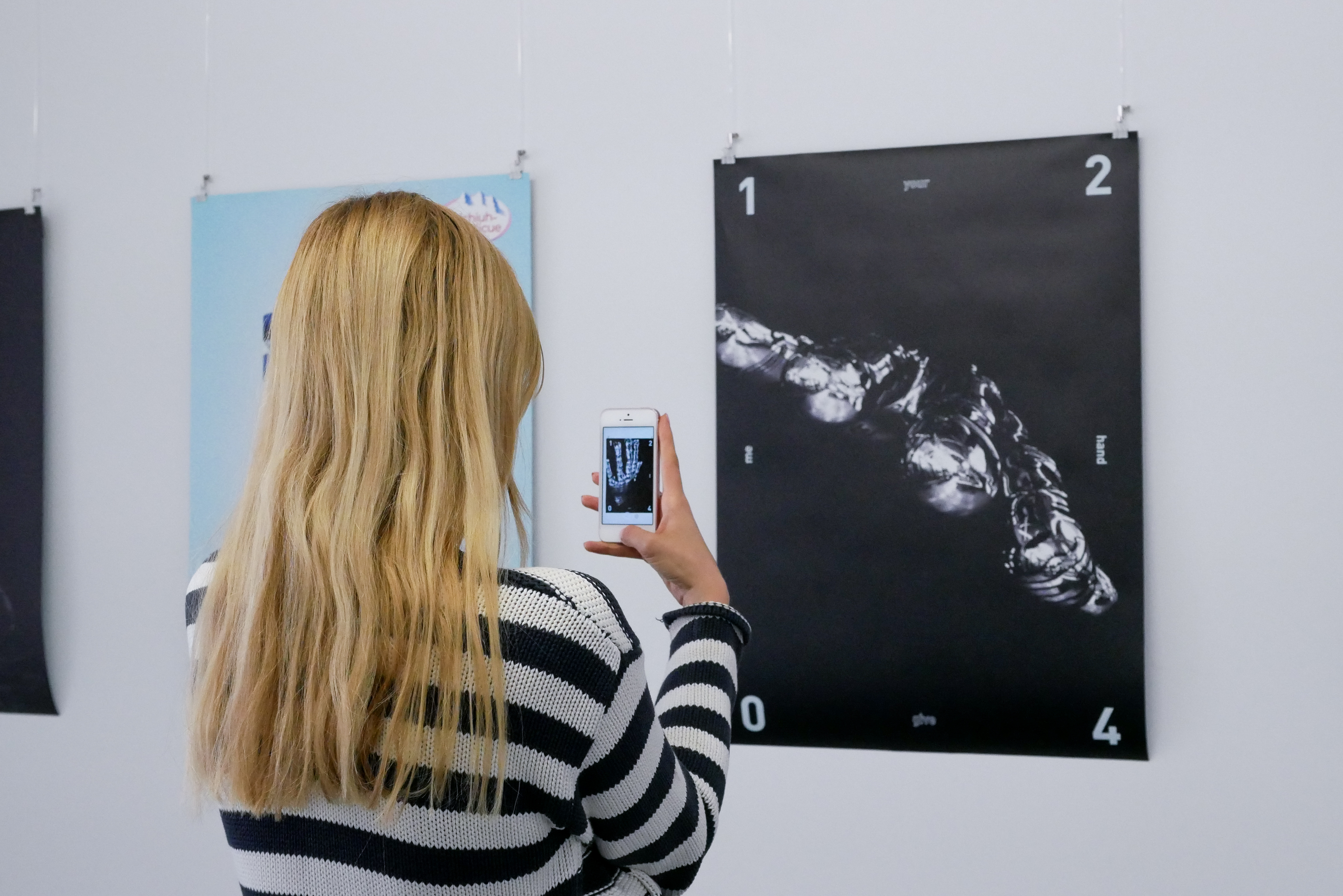 Walkie Talkie AR posters